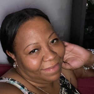 Meet your Posher, Latoya